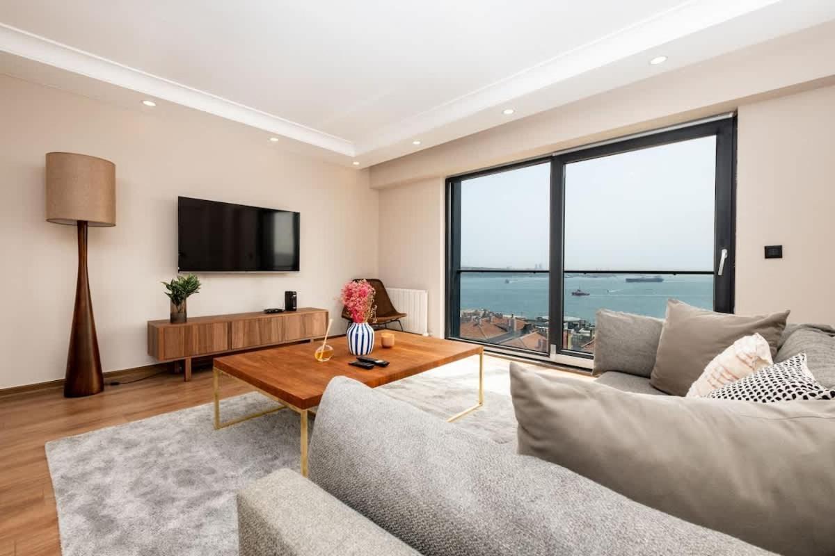 Apartment 2-bedroom With Bosphorus View